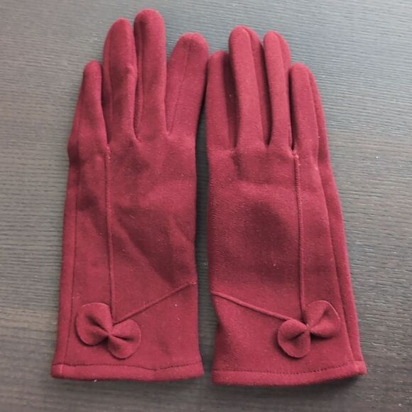 Plush burgundy gloves - Picture 1 of 4